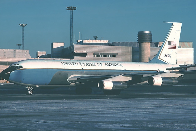 VC-135 Photo